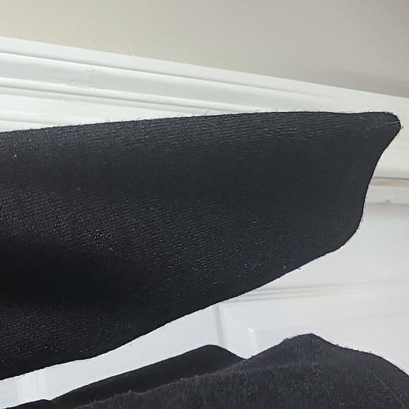 Zoe' Love Cardigan - Picture 4 of 10